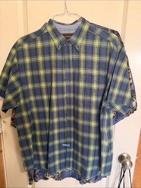 Bit & Bridle Navy and Lime Plaid Short-Sleeve Button-Down Shirt